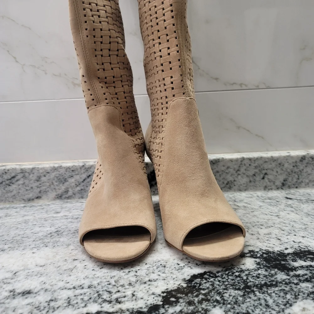 VINCE CAMUTO SHELRICA  OPEN  TOES WOVEN BOOT - Picture 8 of 12